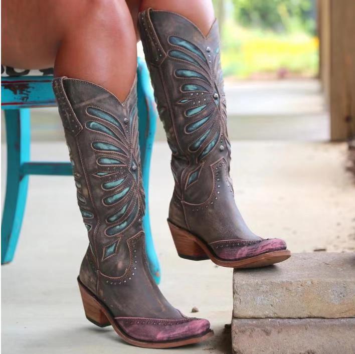 Julia | botas camperas altas con mariposas caladas
