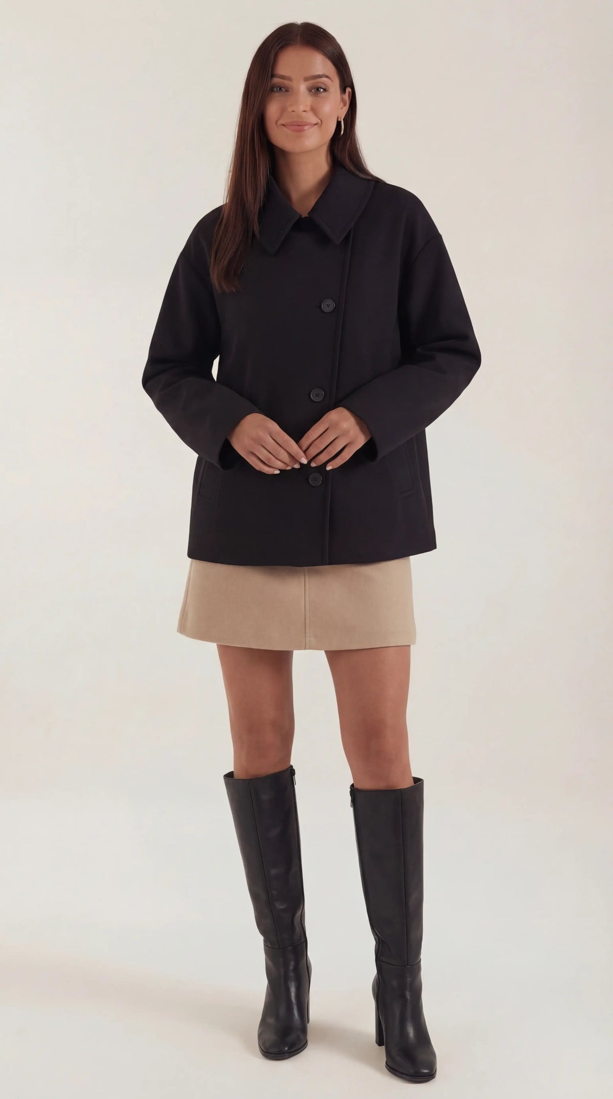 Rosa | abrigo oversized con botón asimétrico y bolsillos