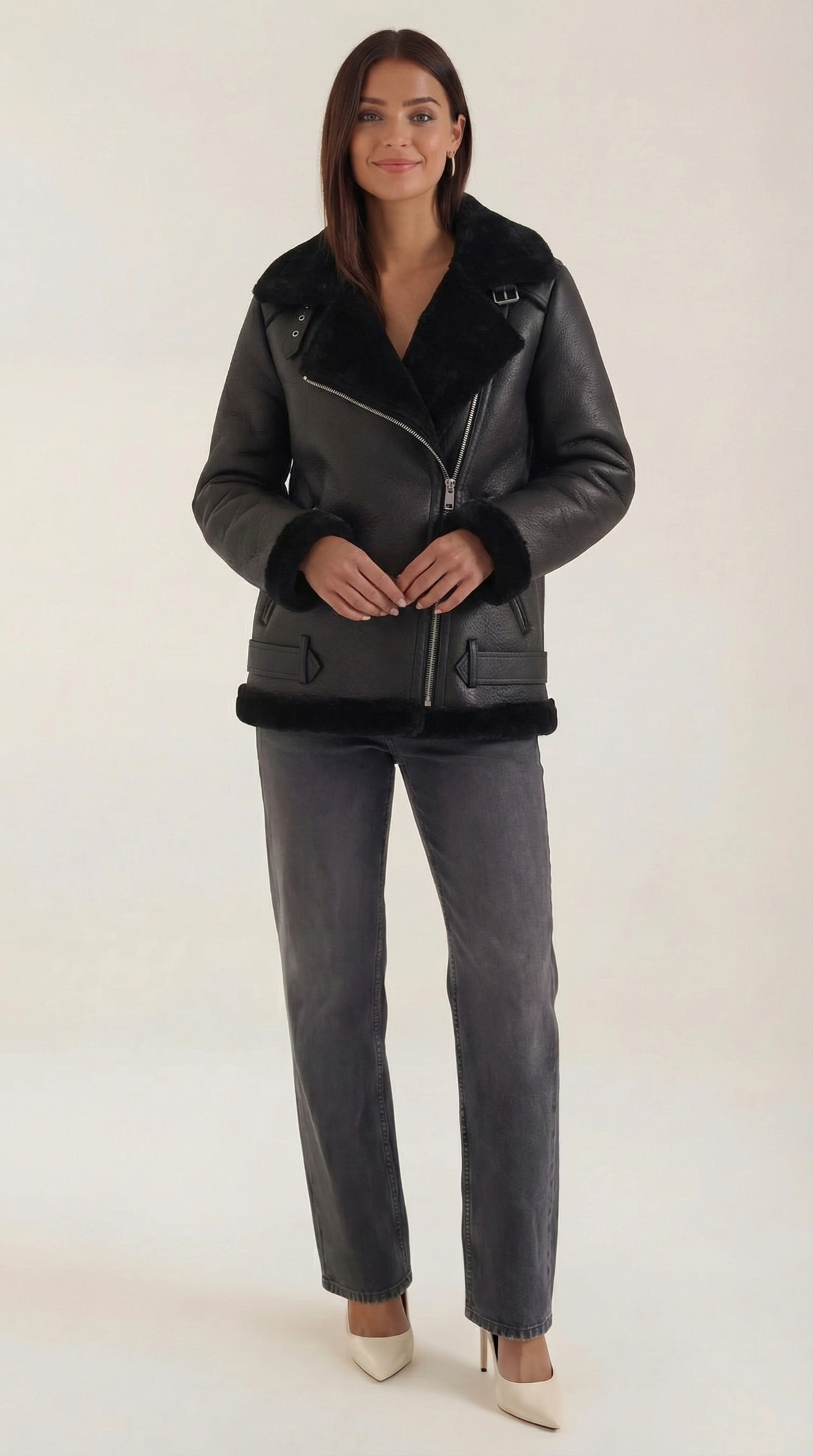 Ana | chaqueta con cinturón en el bajo y detalles de cremallera