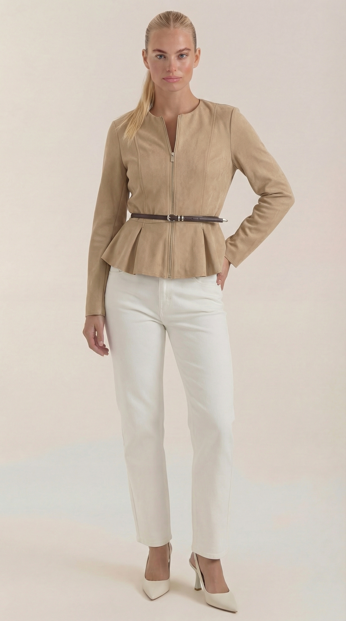 Montserrat | chaqueta con peplum y cinturón