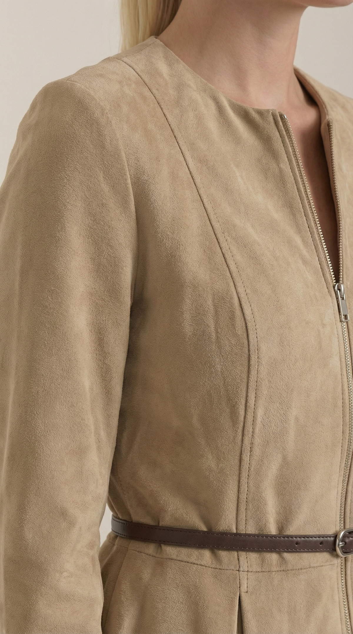 Montserrat | chaqueta con peplum y cinturón
