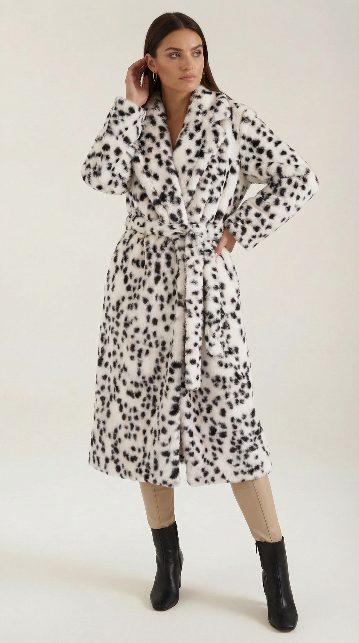 Yolanda | chaqueta larga con estampado de leopardo de nieve y cuello grande