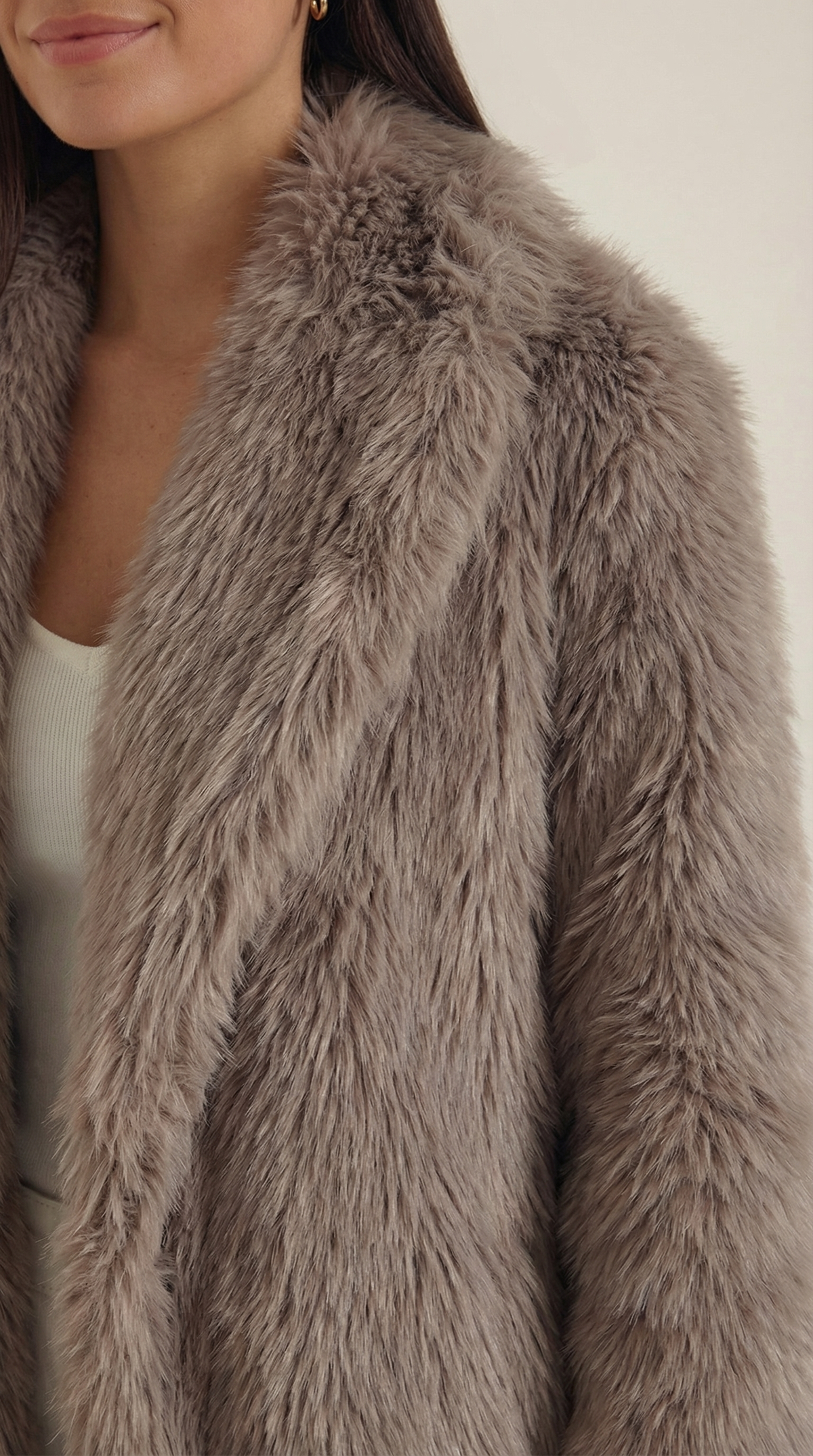 Paula | chaqueta larga de estilo peludo con solapas grandes