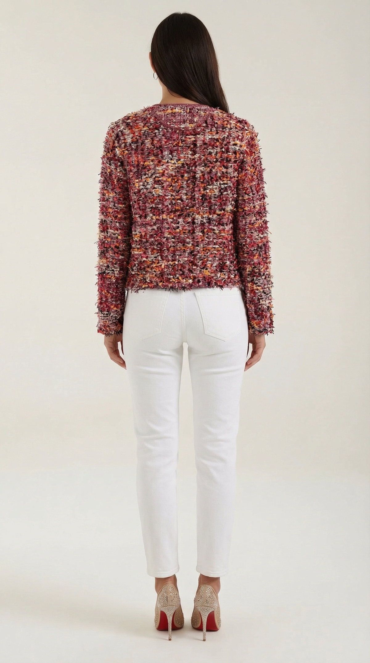 Julia | chaqueta corta con botones dorados y bordes deshilachados